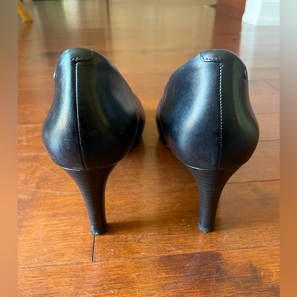 Rockport Leather Heels - Size 10 - Picture 2 of 5